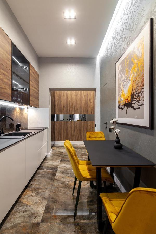 Dream apartament on Drahomanova street Lviv Exterior foto